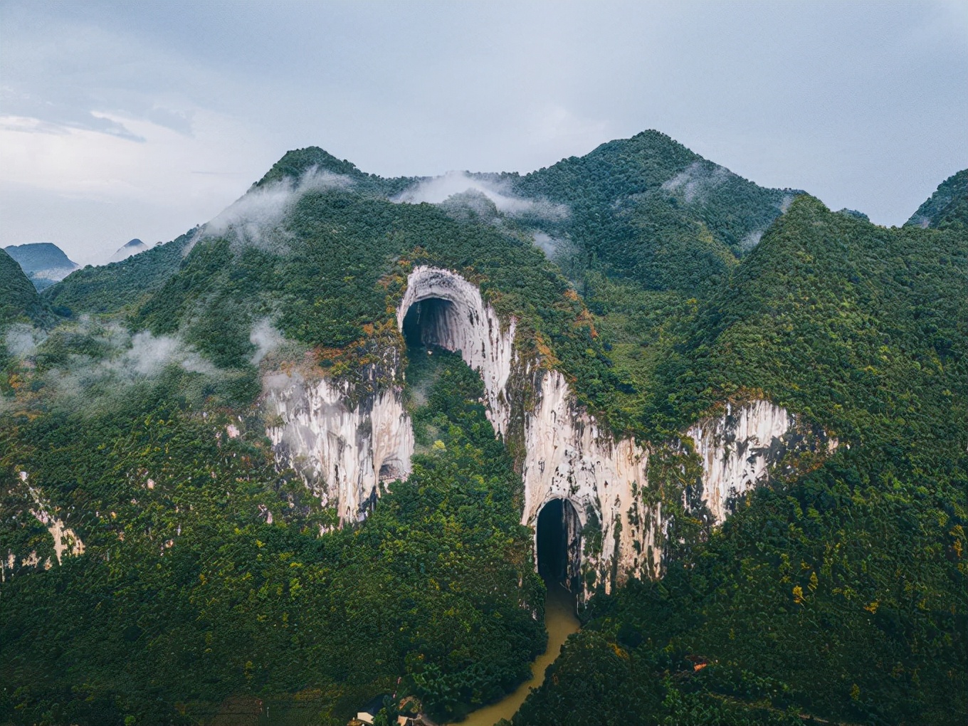 贵州到底有什么？为啥全球科技巨头，抢着把服务器放这里？-宪雯學网
