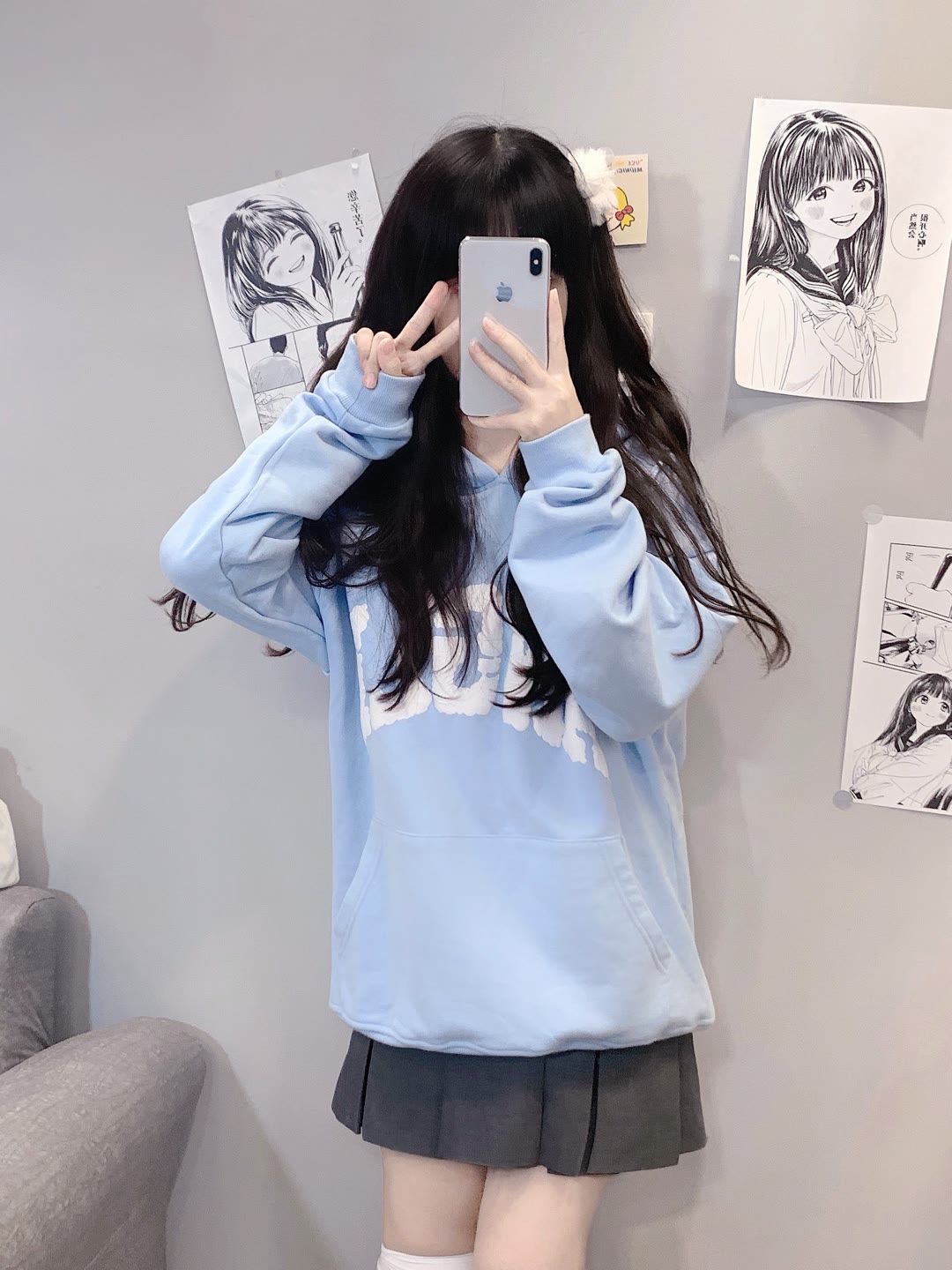 喜欢撸狗狗的白丝超白嫩的小萝莉插图9